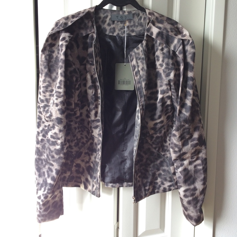 ✨NWT TOV Holy Leopard Print Statement Moto Jacket - Picture 3 of 8